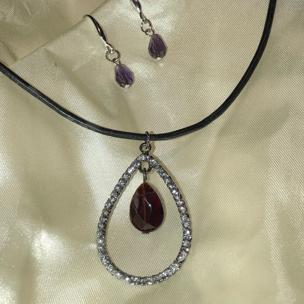 🆕Purple pendant black & silver bling & earrings